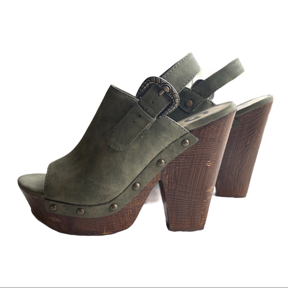 G by Guess Shoes Women's Chunky Mule Slingback Heel Sandal